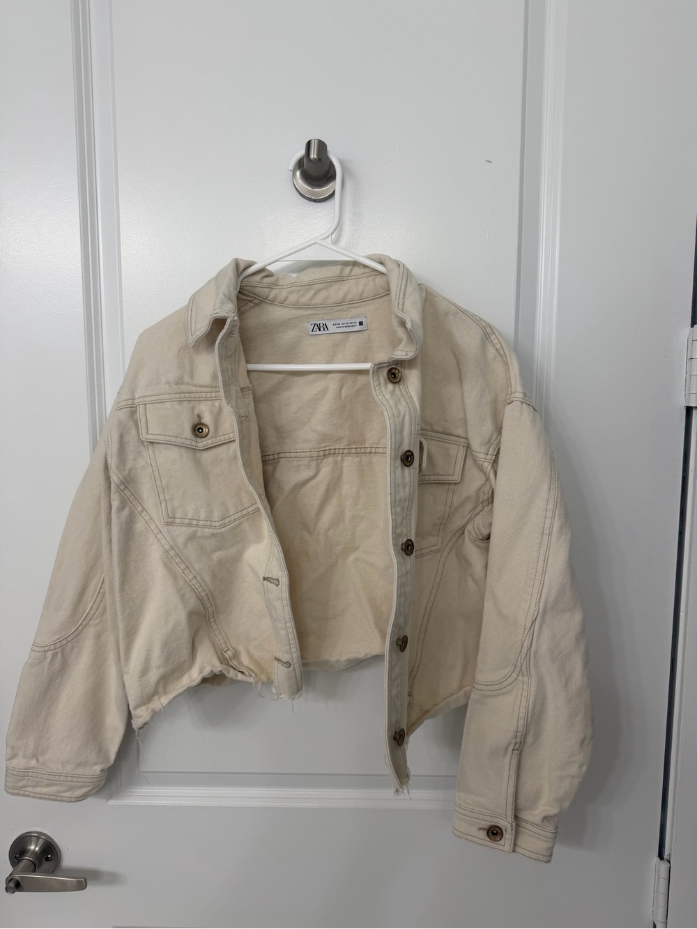 ZARA Cream Cropped Denim Jacket with Button Front